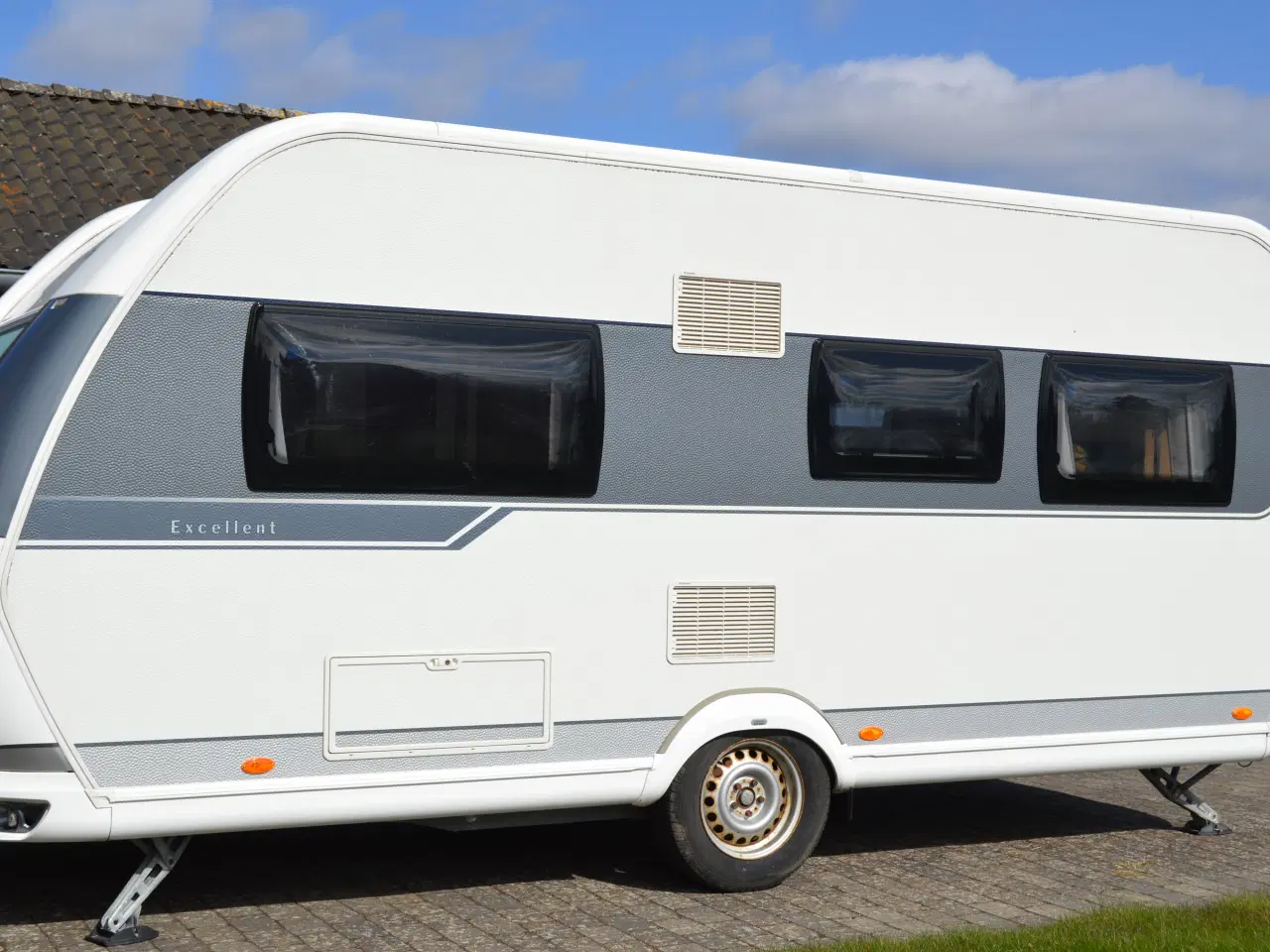 Billede 1 - Nysynet flot velholdt Hobby Excellent 495 UFE