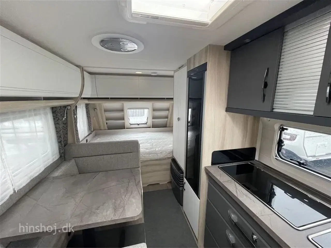 Billede 10 - 2024 - Hobby De Luxe 490 KMF   Med dobbeltseng og køjer fra Hinshøj Caravan A/S