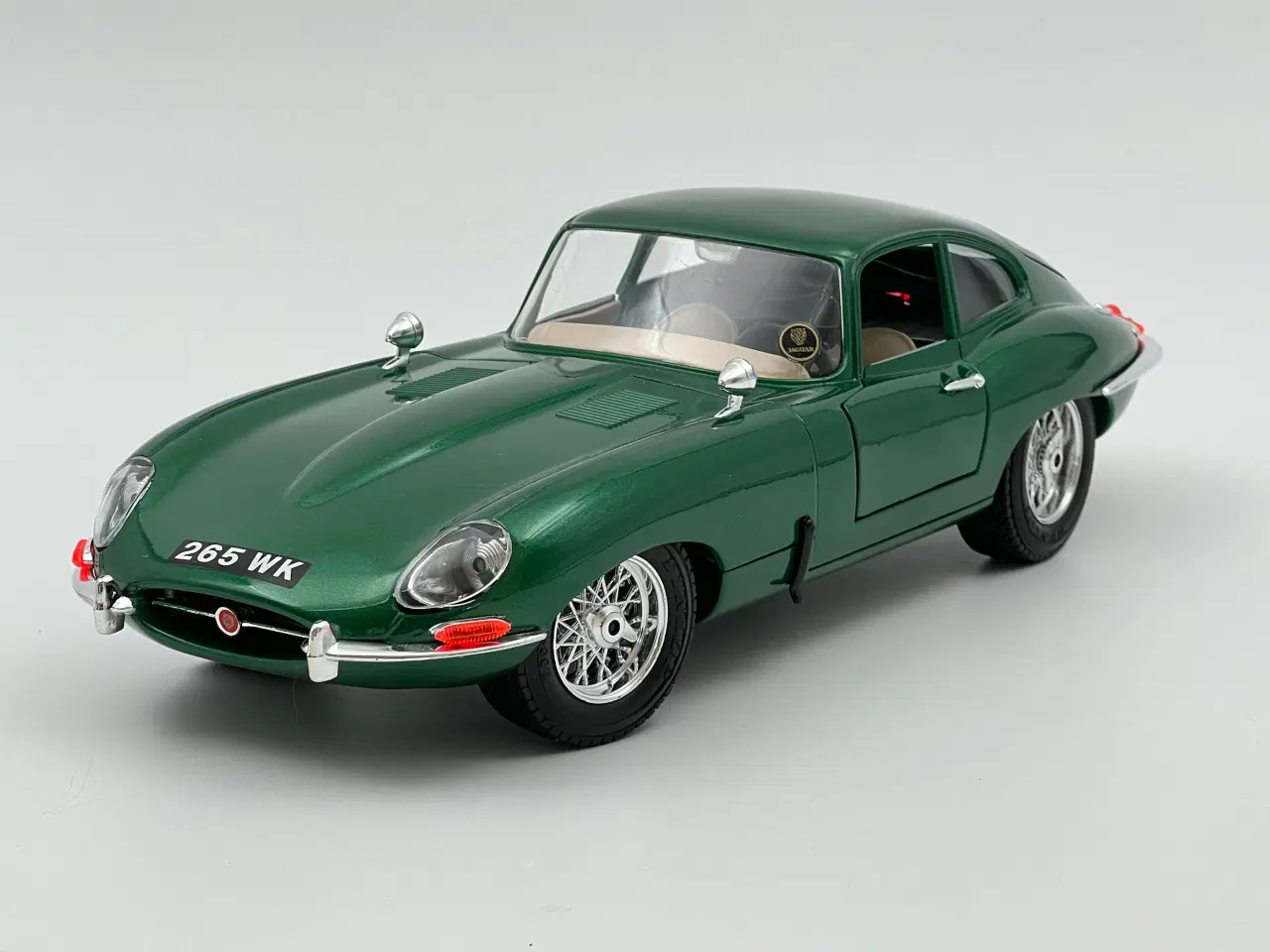 Billede 1 - 1961 Jaguar E-Type Coupe - 1:18