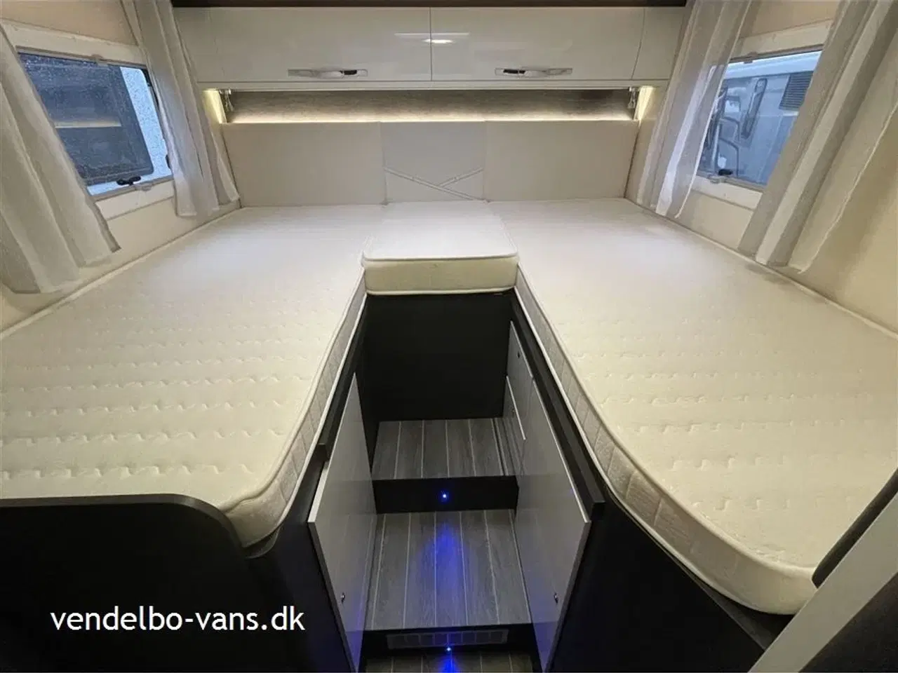 Billede 10 - 2021 - Rollerteam Kronos 287P   Enkeltsenge og face to face siddegruppe