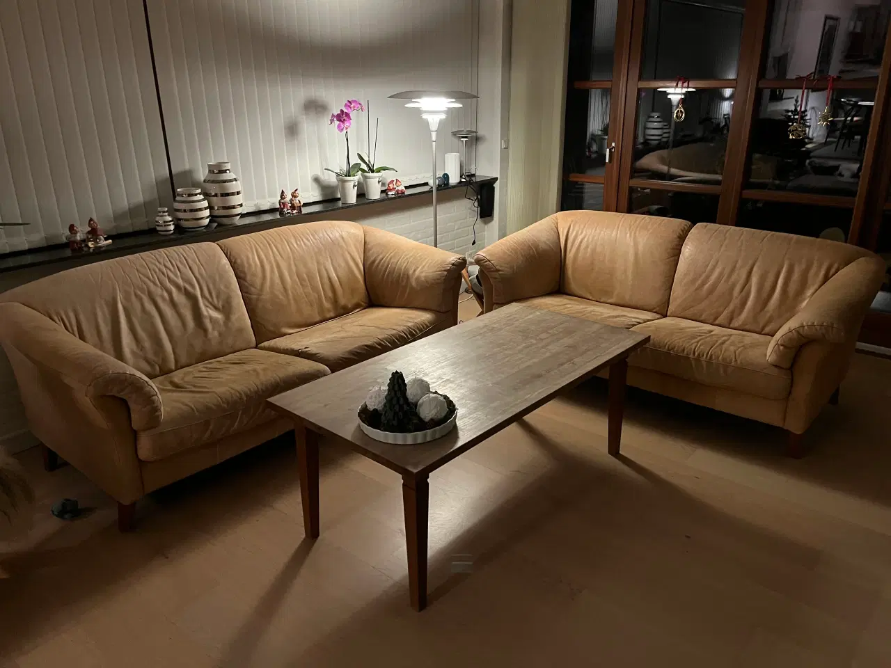 Billede 3 - 2 personers natur læder sofa