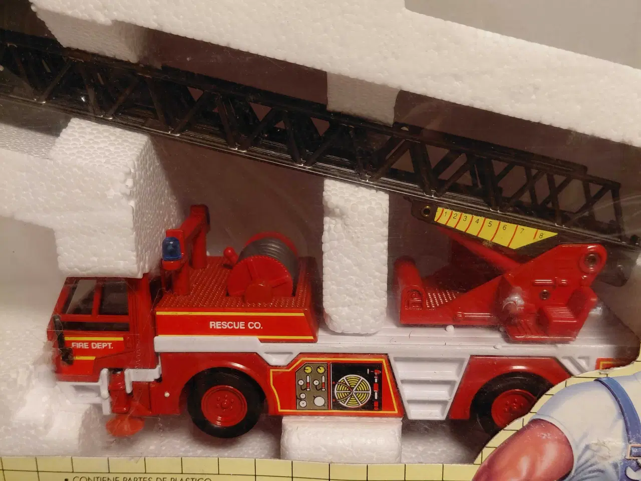 Billede 4 - Joal , lastbil og brandbil