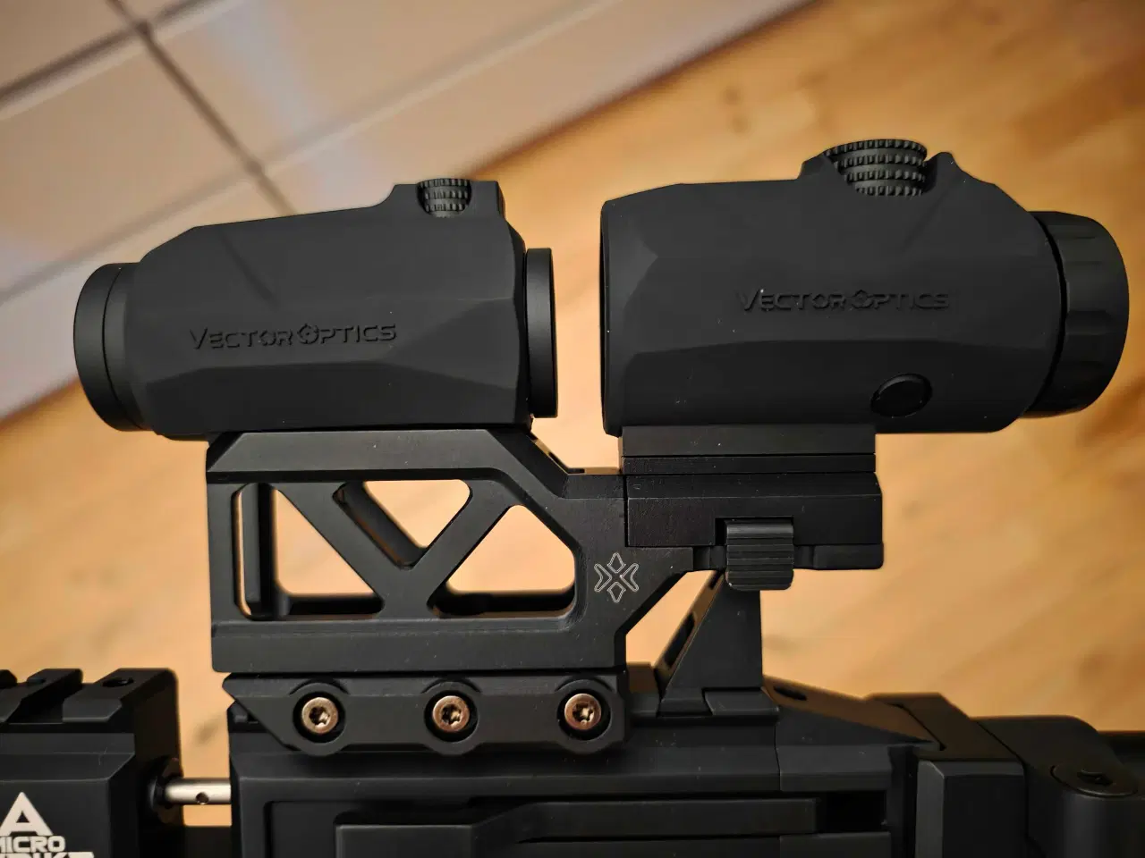 Billede 2 - Rødpunktssigte med magnifier