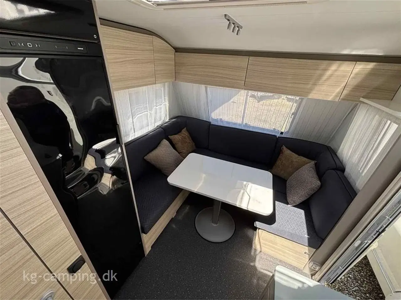 Billede 9 - 2022 - Adria Altea 502 UL   Lækker enkeltsengsvogn med det rigtige udstyr!