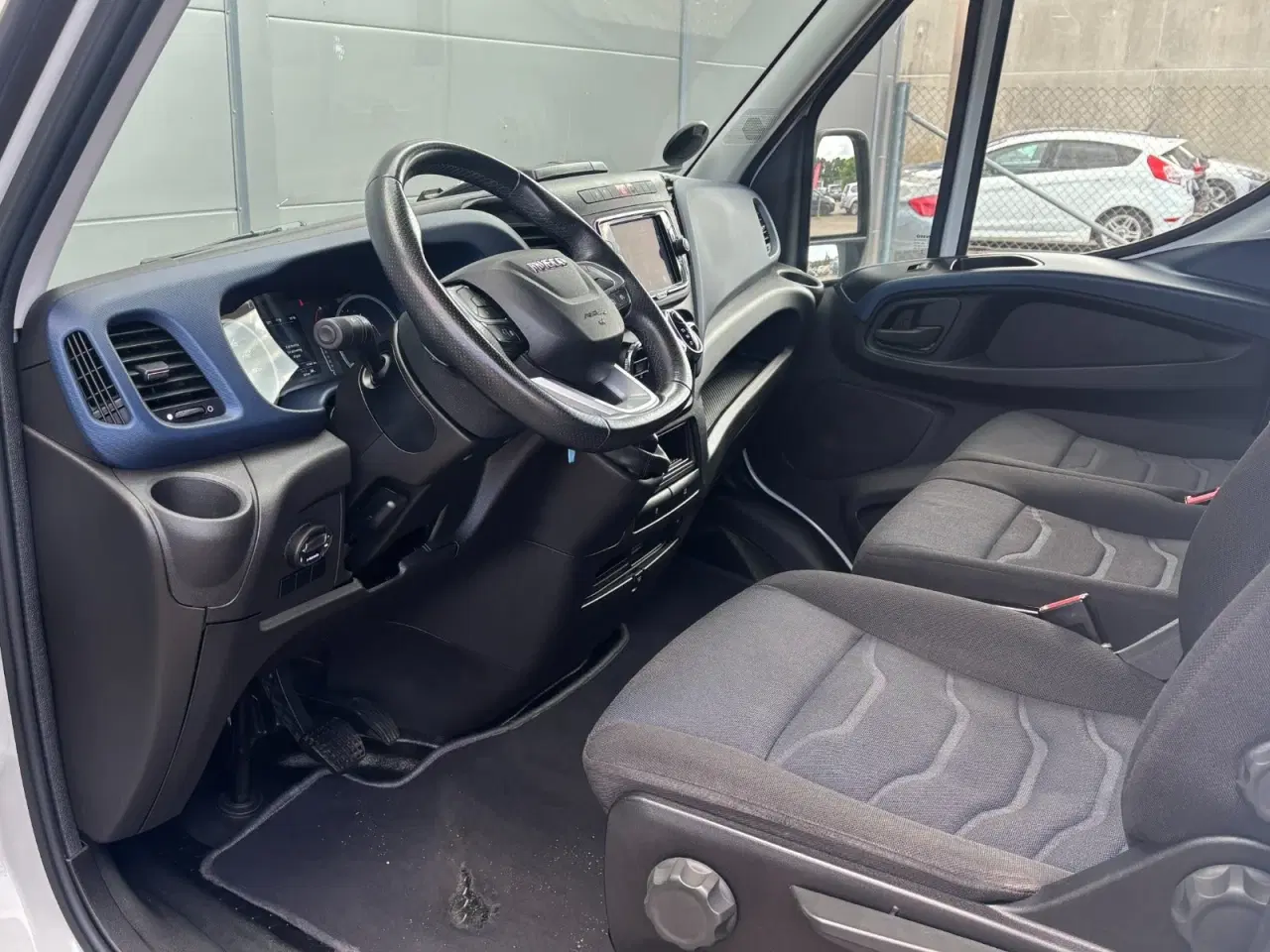 Billede 12 - Iveco Daily 3,0 35S18 9m³ Van AG8
