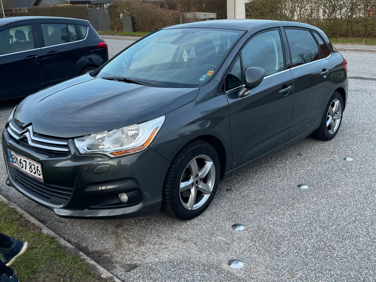 Billede 2 - Flot velholdt nysynet c4 automatgear