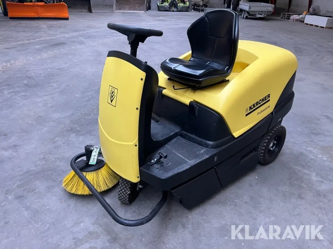 Billede 1 - Fejemaskine Kärcher KM100 benzin