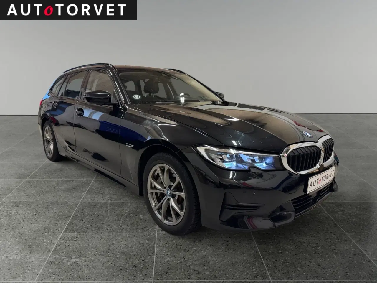 Billede 2 - BMW 330e 2,0 Touring Sport Line aut.