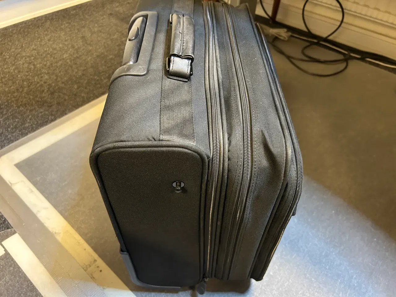 Billede 12 - Umates Roller kuffert - Pc taske