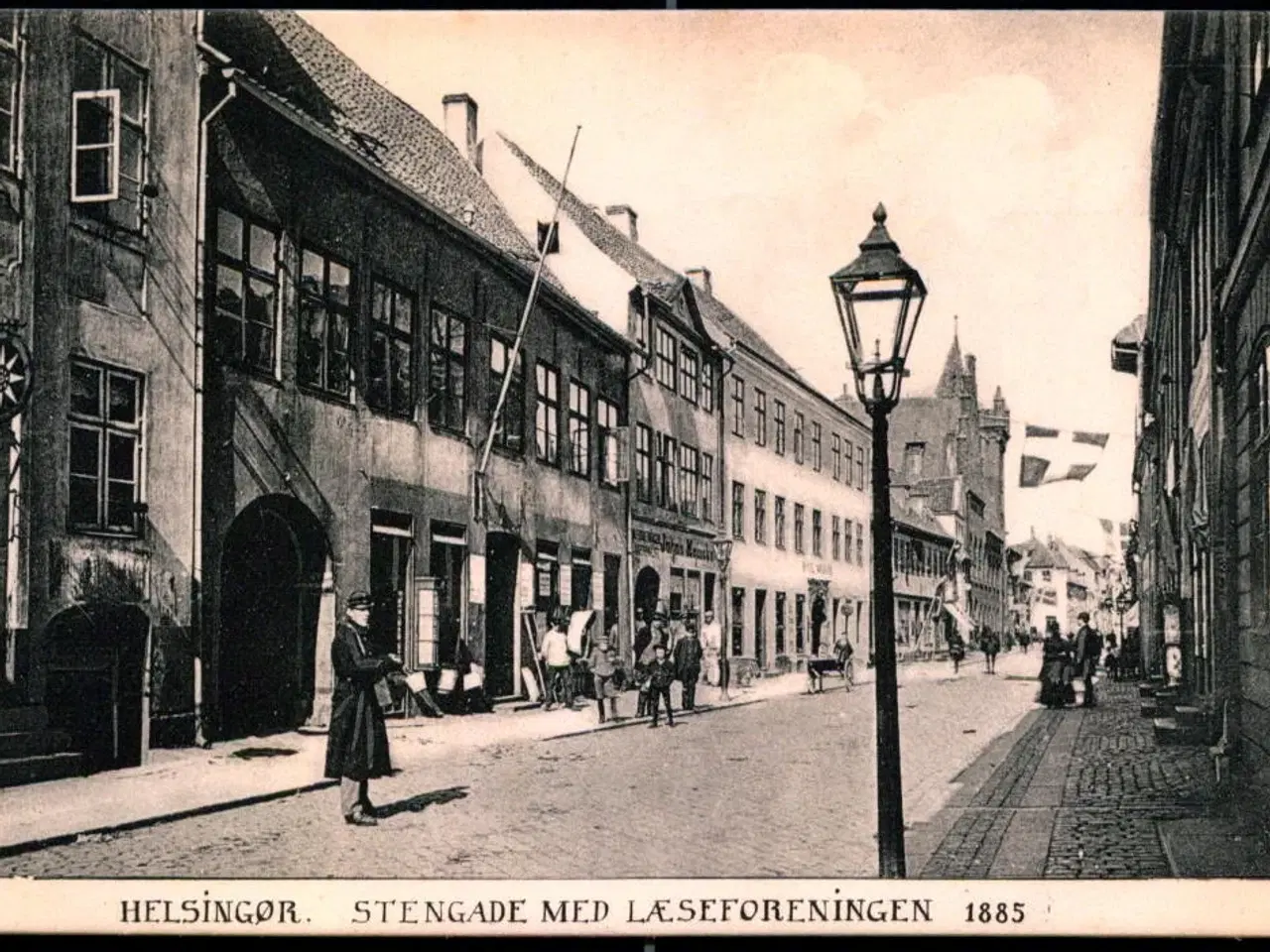 Billede 1 - Helsingør - Stengade med Læseforeningen 1885 - Knud Nielsen 2