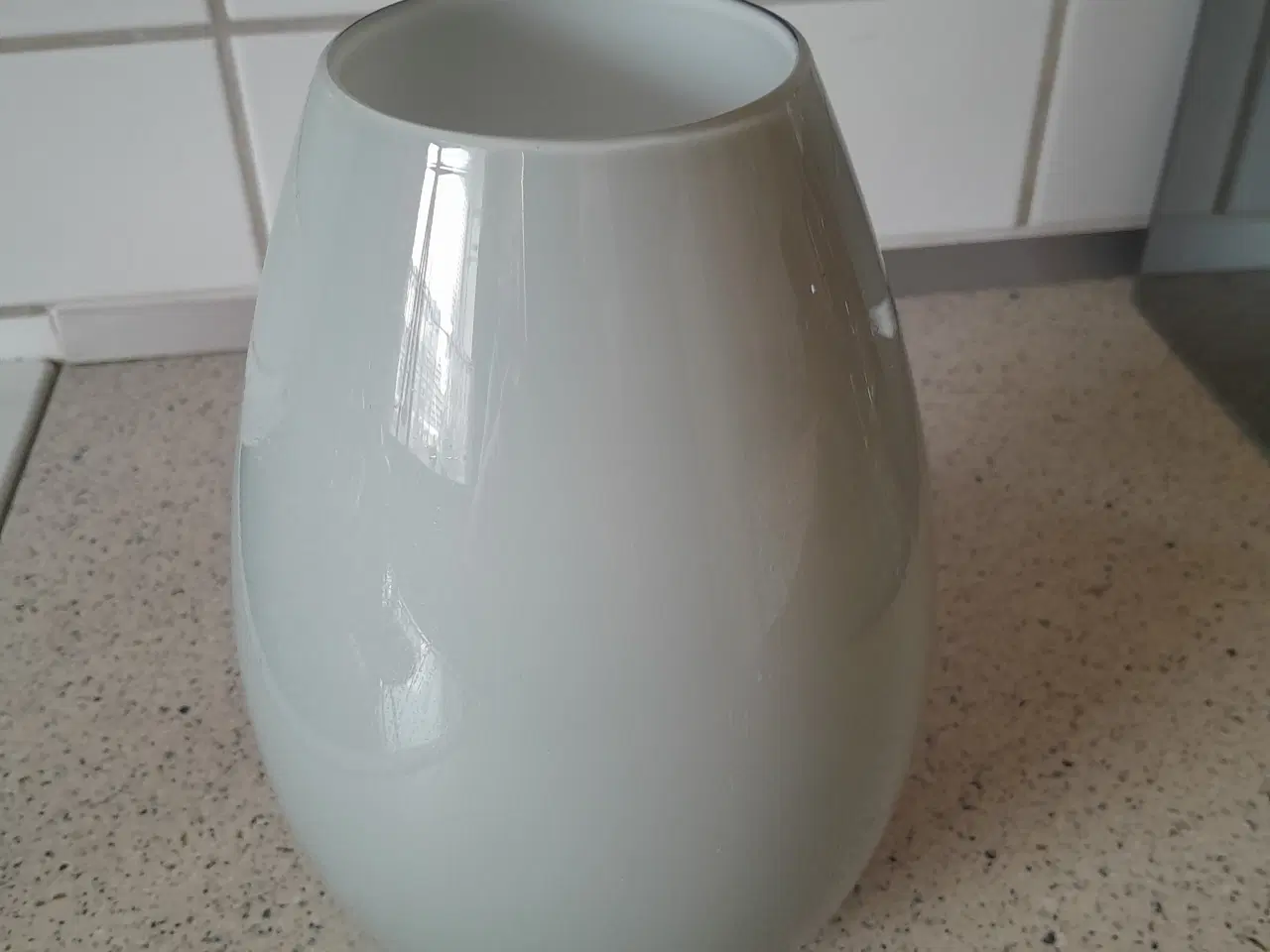 Billede 2 - Holmegaard vase cocoon sælges