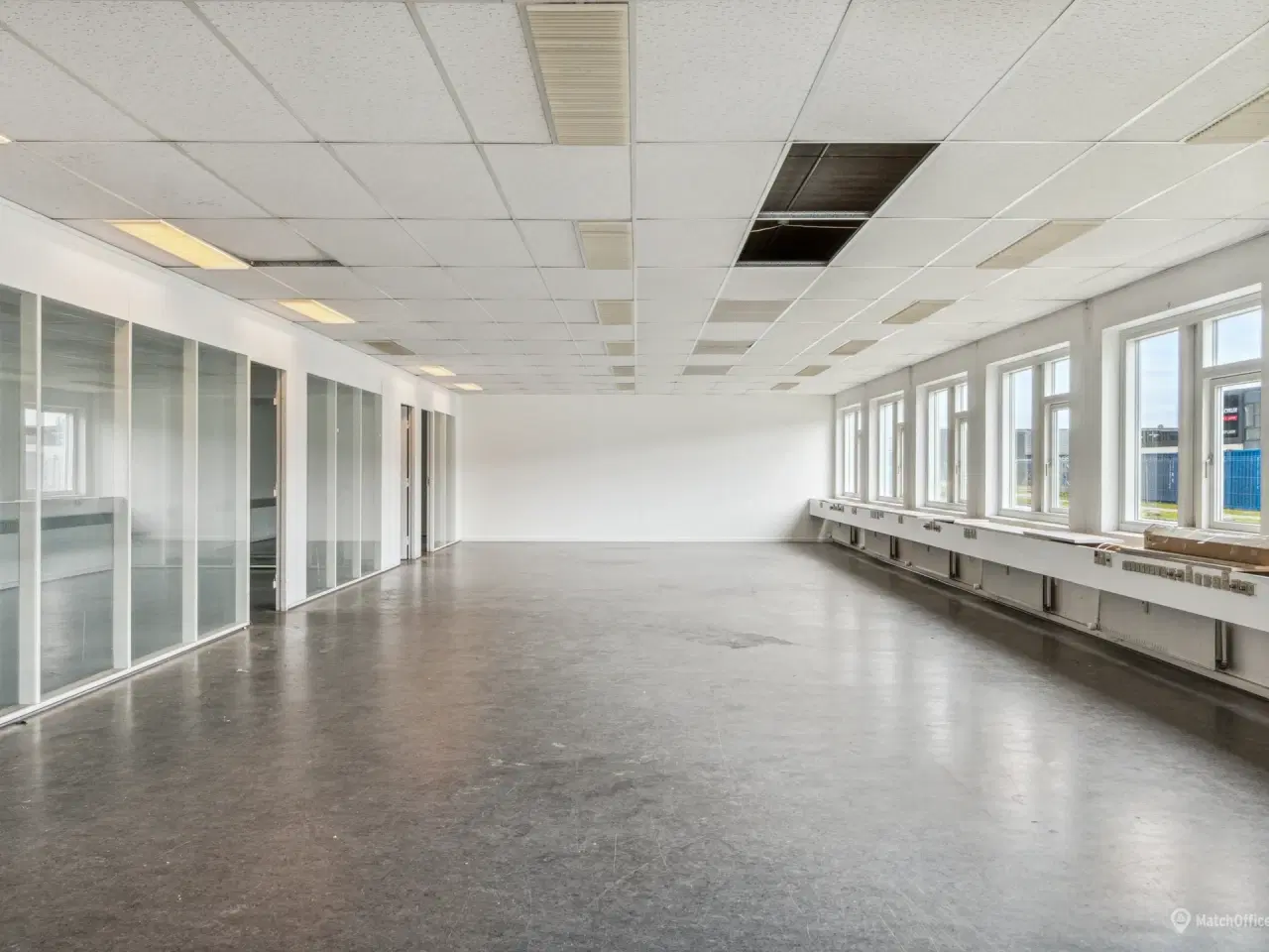 Billede 1 - Kontor / lager /showroom 250 m² perfekt til webshop