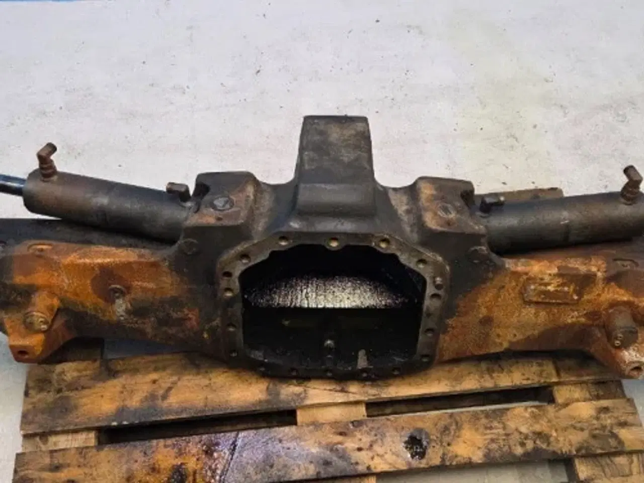 Billede 3 - Case Optum 300 Foraksel Hus 47489534