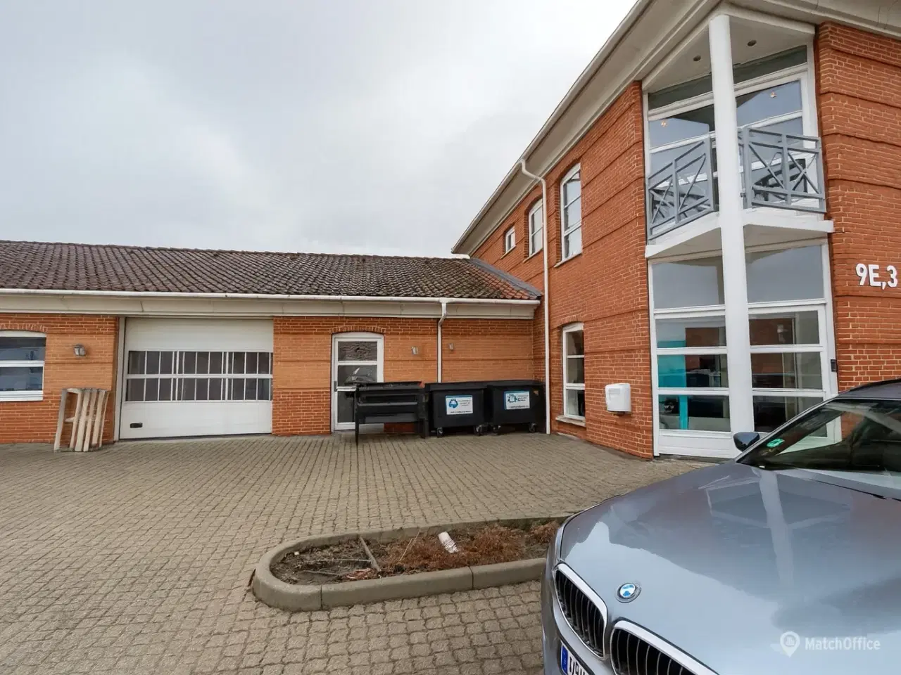 Billede 1 - Sjældent udbudt lagerlejemål m. kontor og showroom