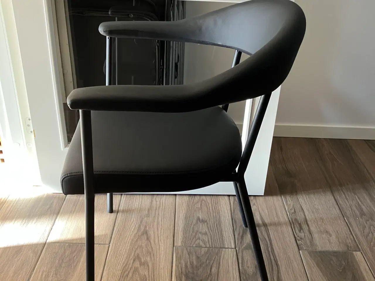 Billede 2 - AVA spisebordsstole FLOTTE
