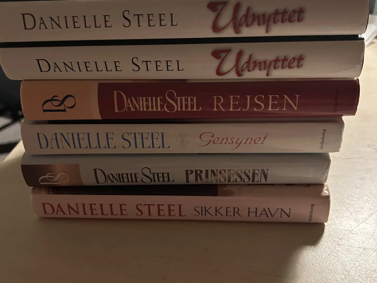 Billede 4 - Danielle Steel bøger