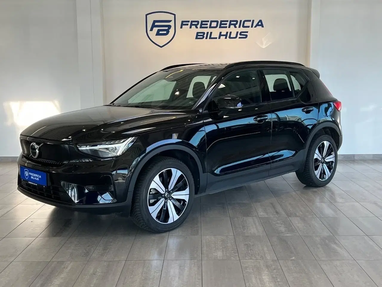 Billede 1 - Volvo XC40  P6 ReCharge Core