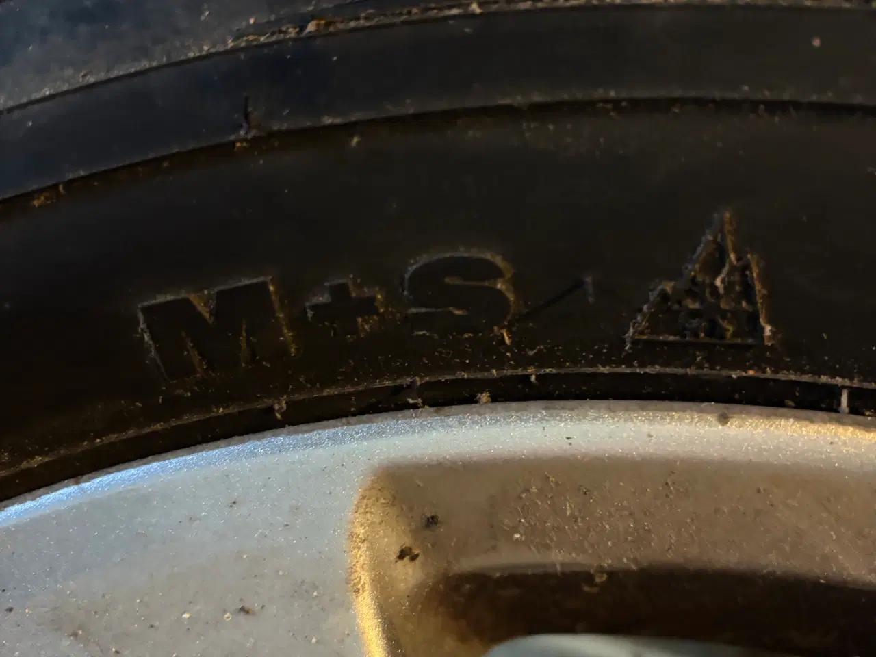 Billede 4 - Vinterdæk med fælge til BMW 5-serien