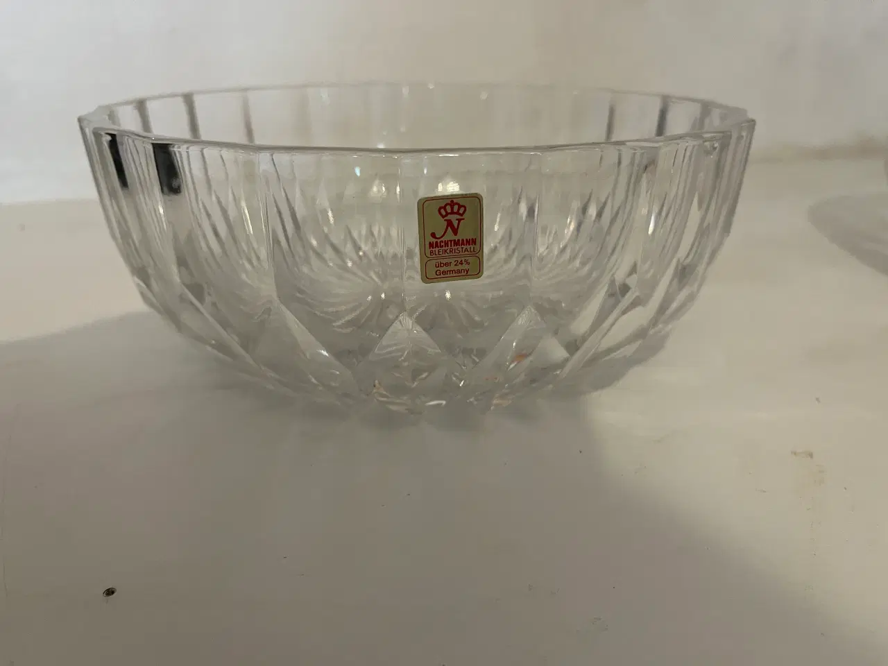 Billede 1 - 2 Nachtmann og 16 assietter i krystalglas
