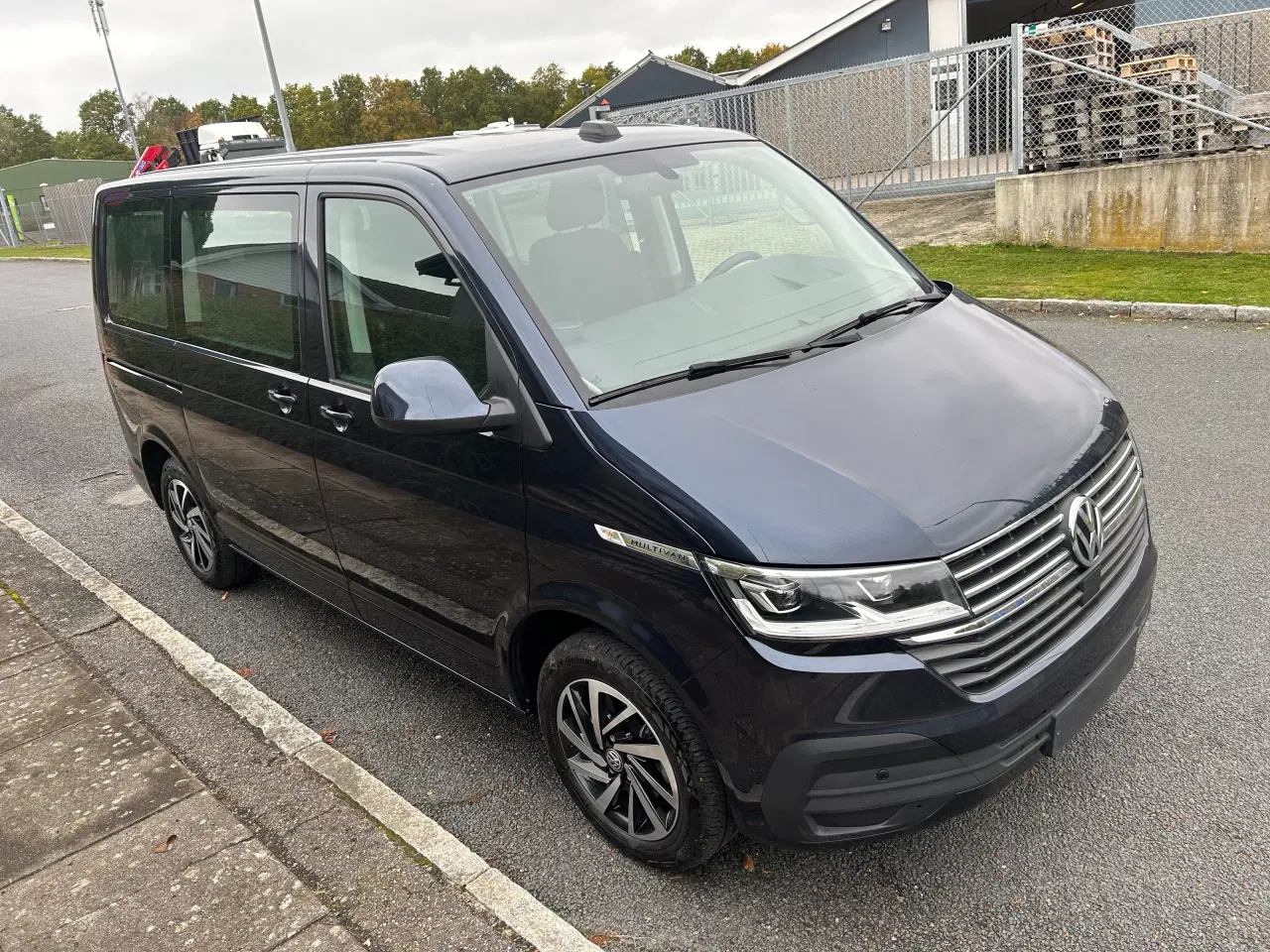 Billede 3 - VW Multivan Comfortline T6 Aut Cdi 2021