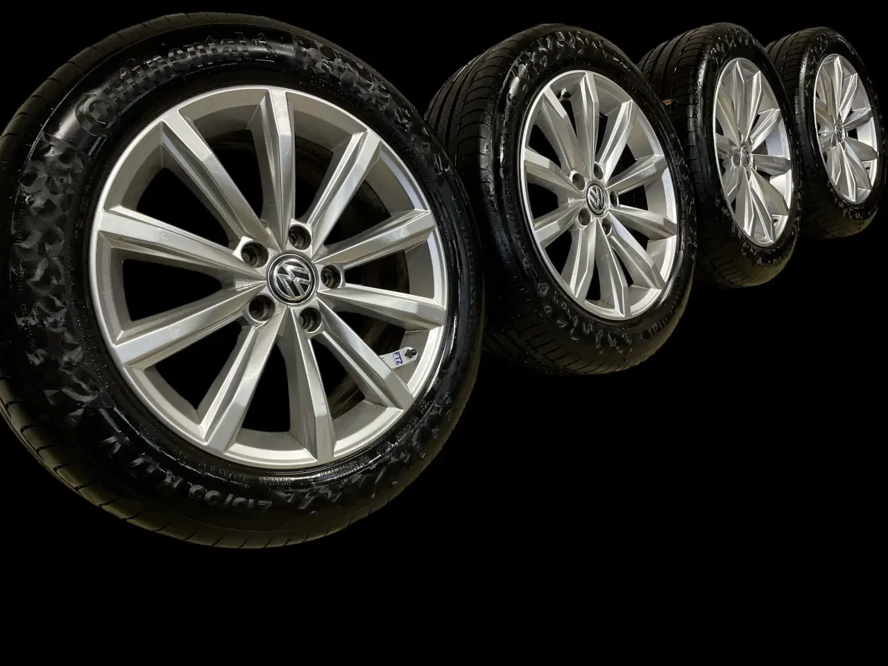 Billede 1 - 17 VW Passat 215/55r17 Ref.101 sommer