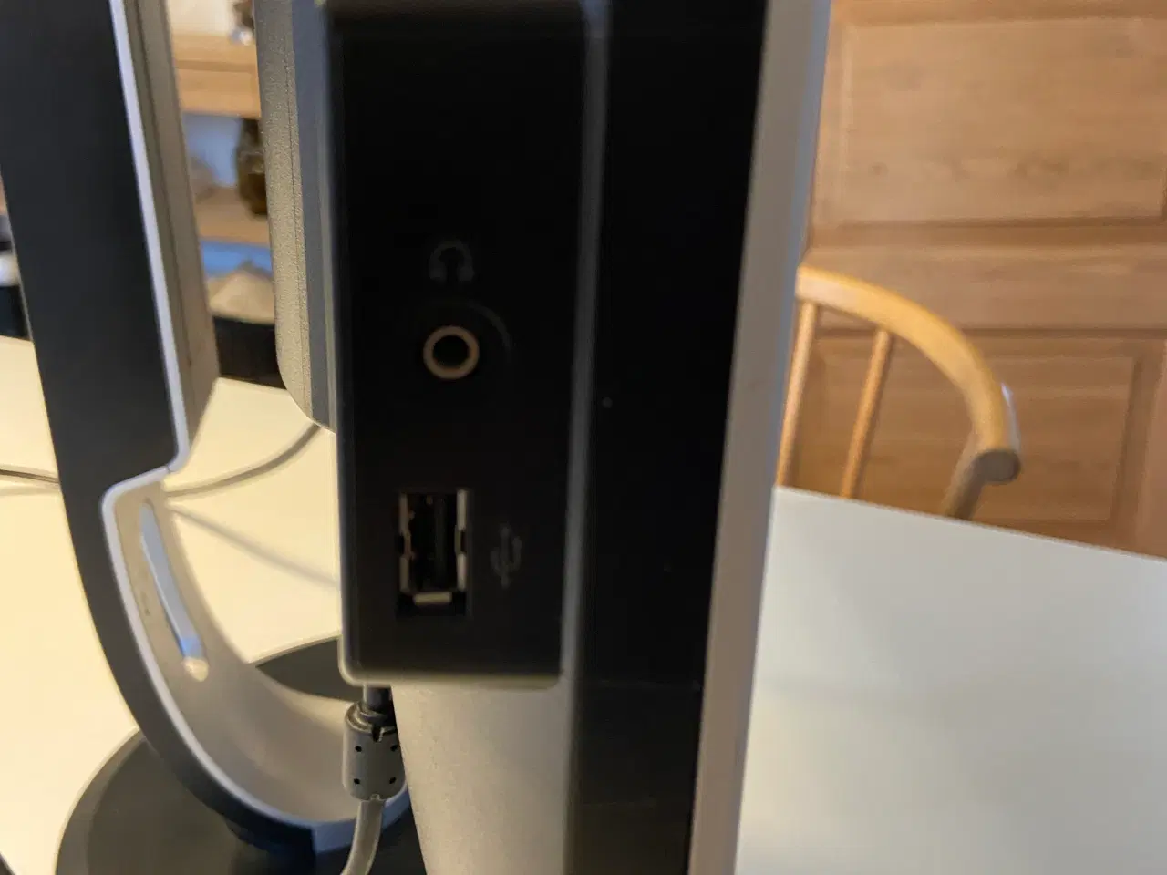 Billede 14 - Philips Brilliance 24 tommer skærm