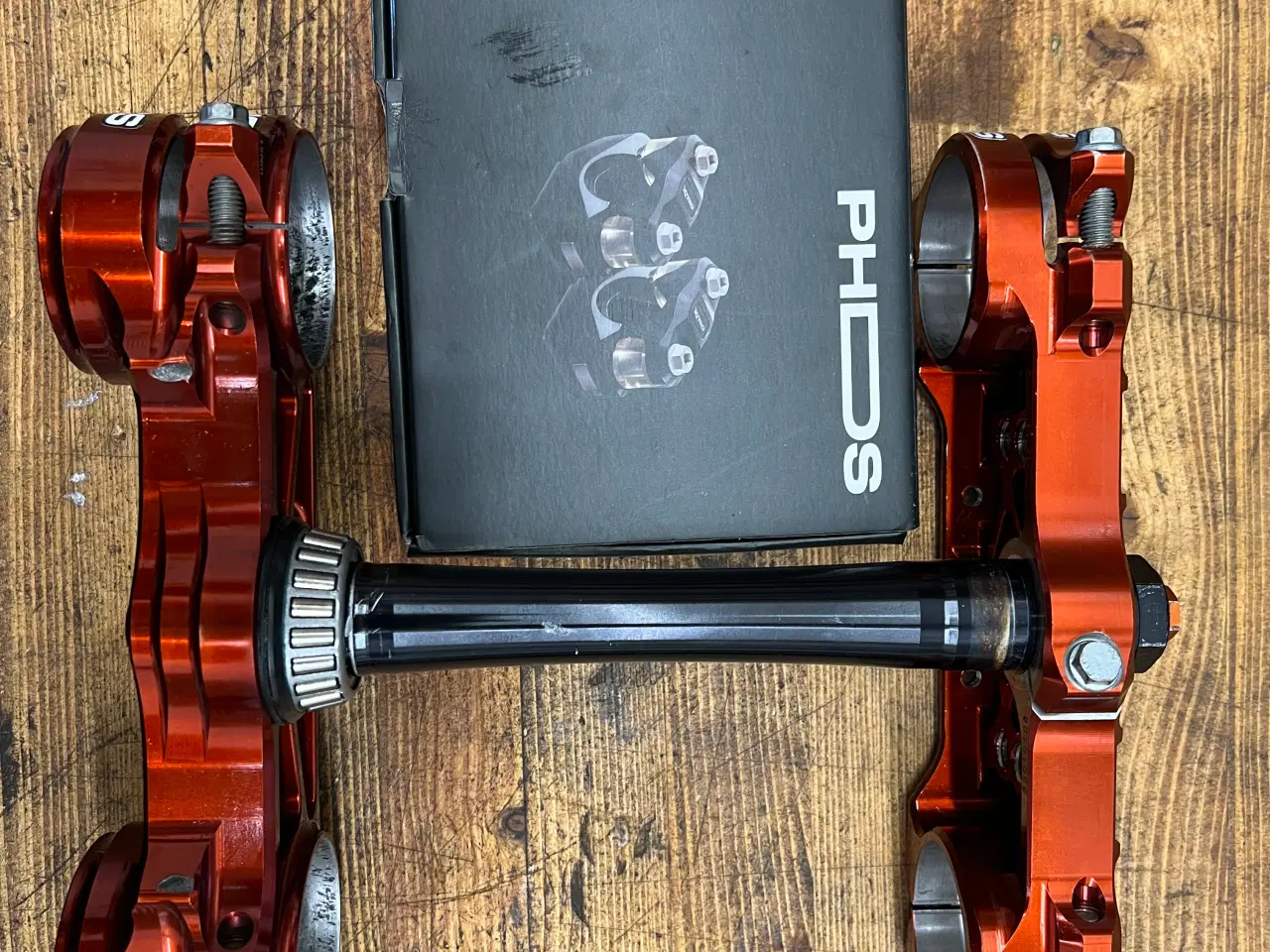 Billede 1 - Ktm xtrig triple clamp