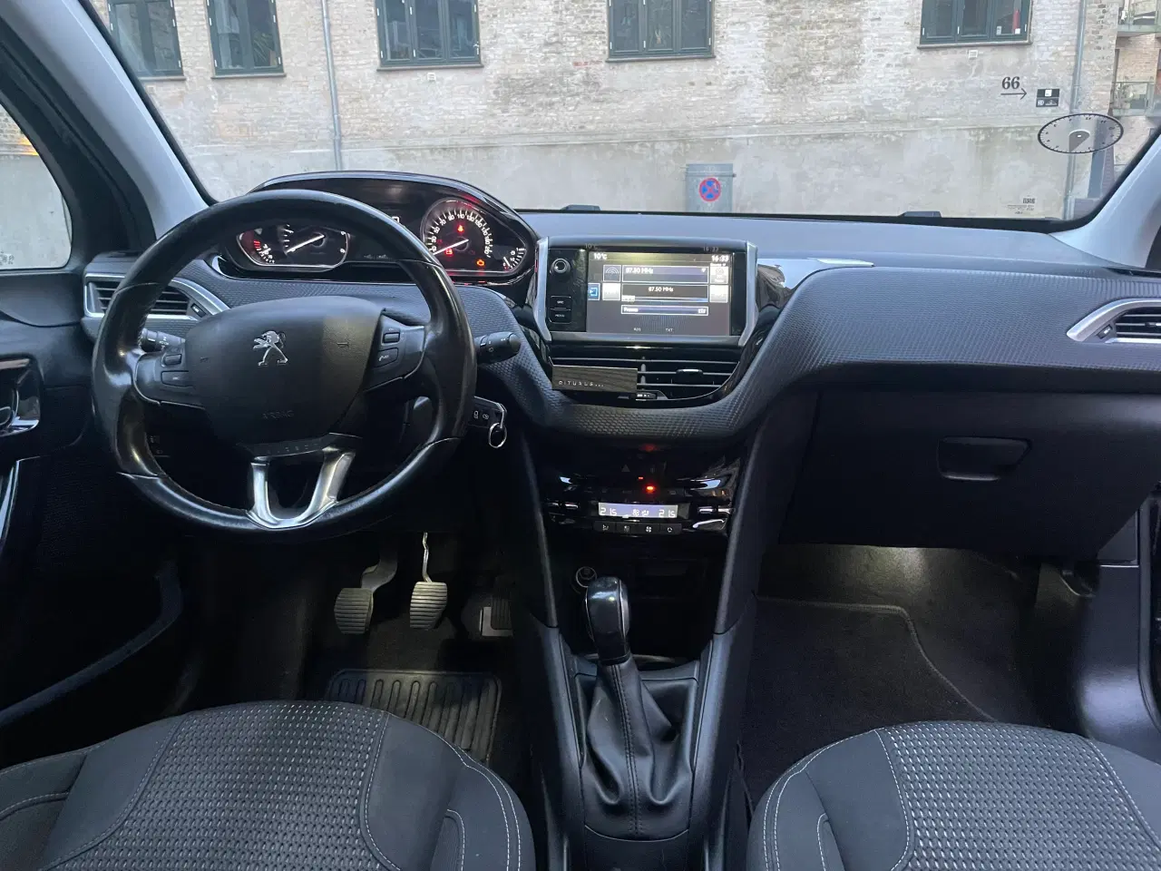 Billede 5 - Peugeot 208 1.6 HDI 100Hk