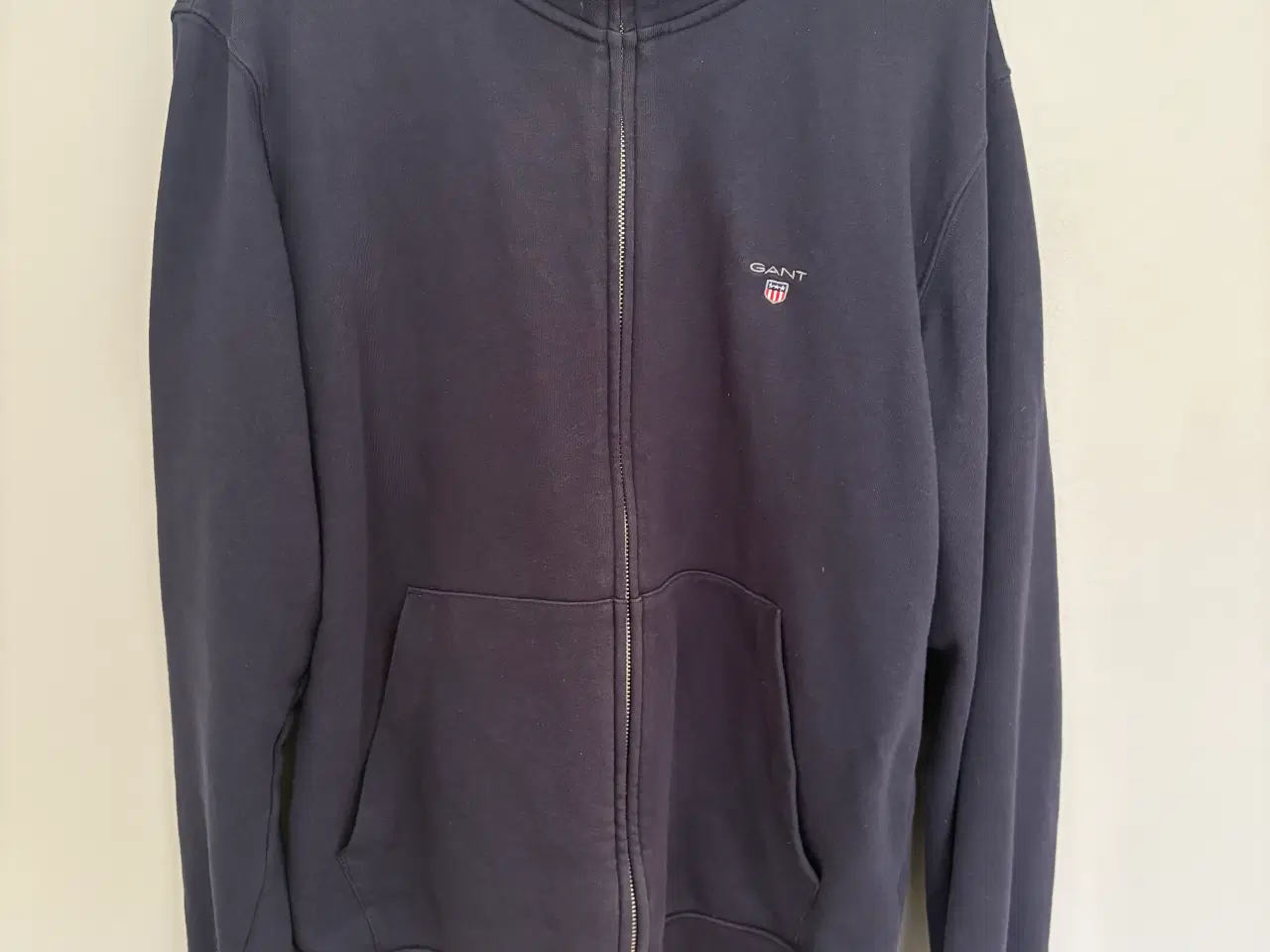Billede 2 - Gant Cardigan med lynlås👕