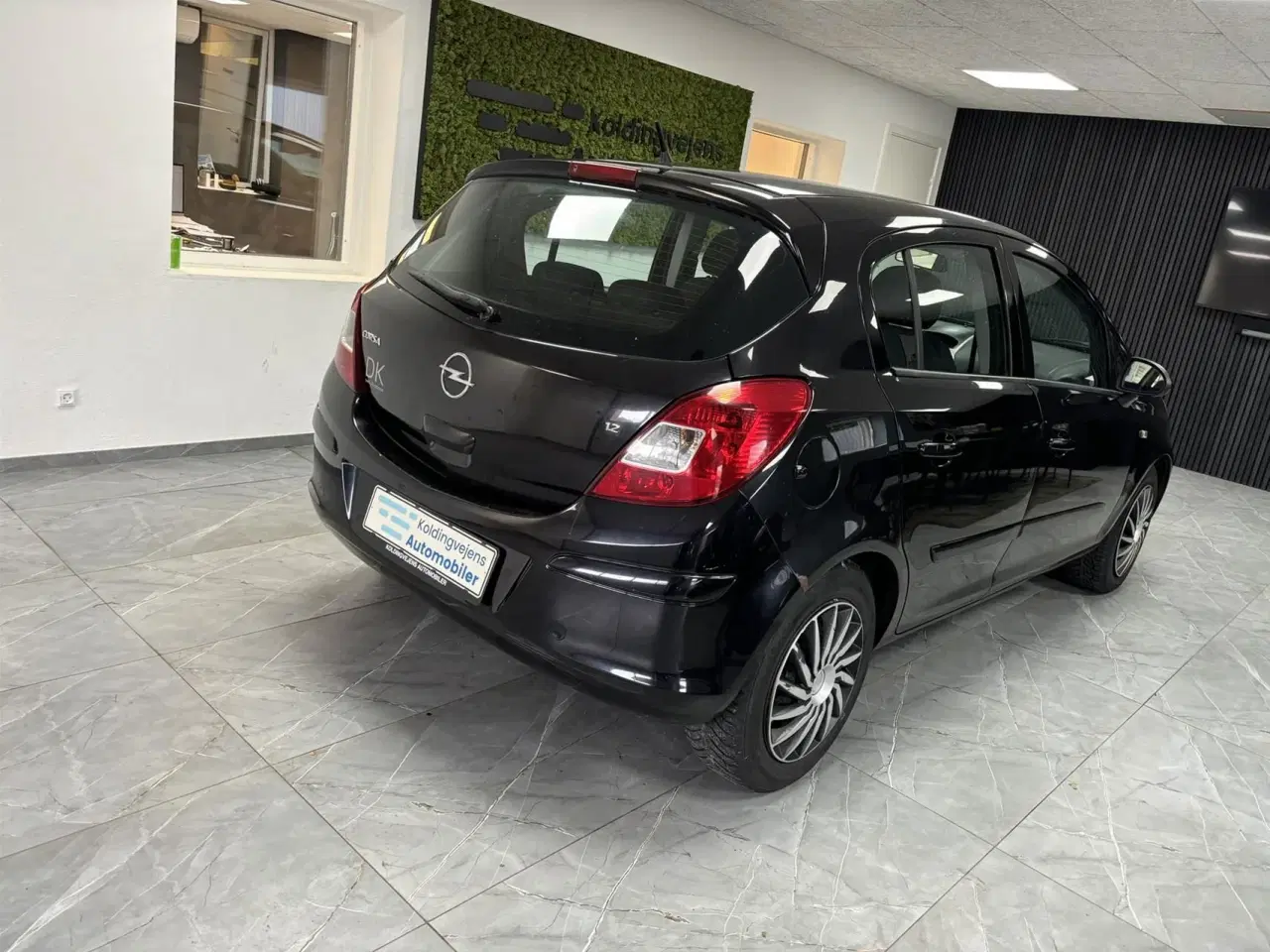 Billede 3 - Opel Corsa 1,2 Twinport Limited 80HK 5d