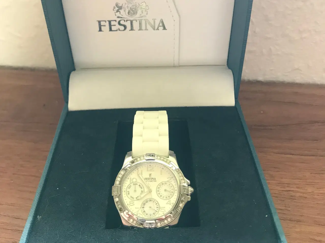 Billede 1 - Festina dame ur