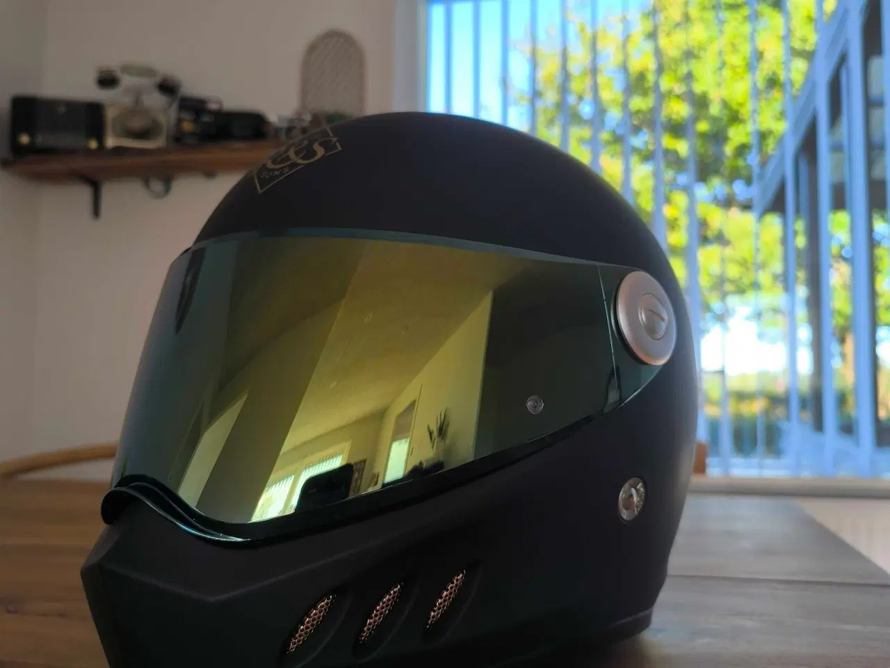 Billede 2 - Ride&Sons punch hjelm. Næsten ubrugt