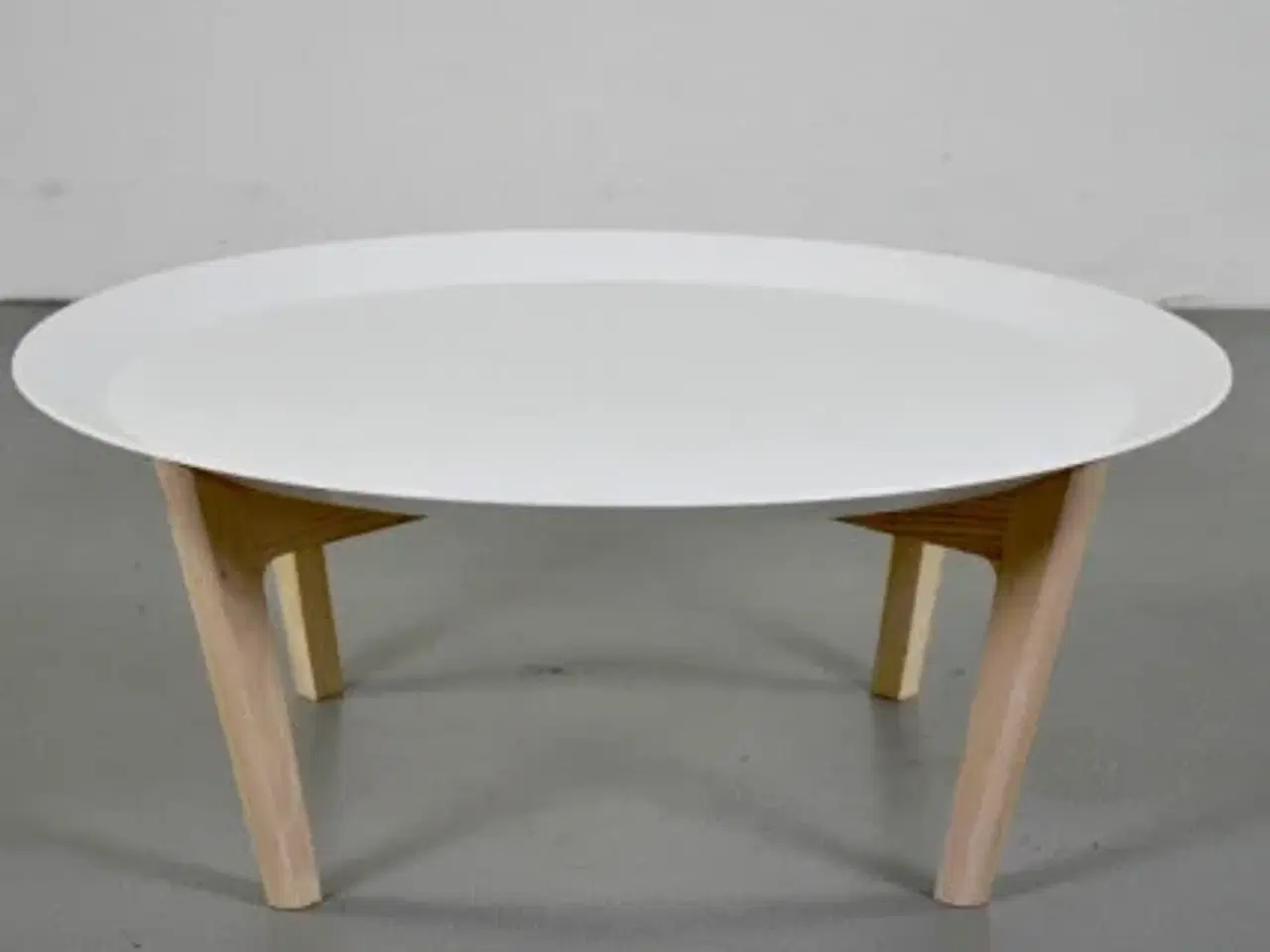 Billede 3 - Loungebord/sofabord med hvid plade