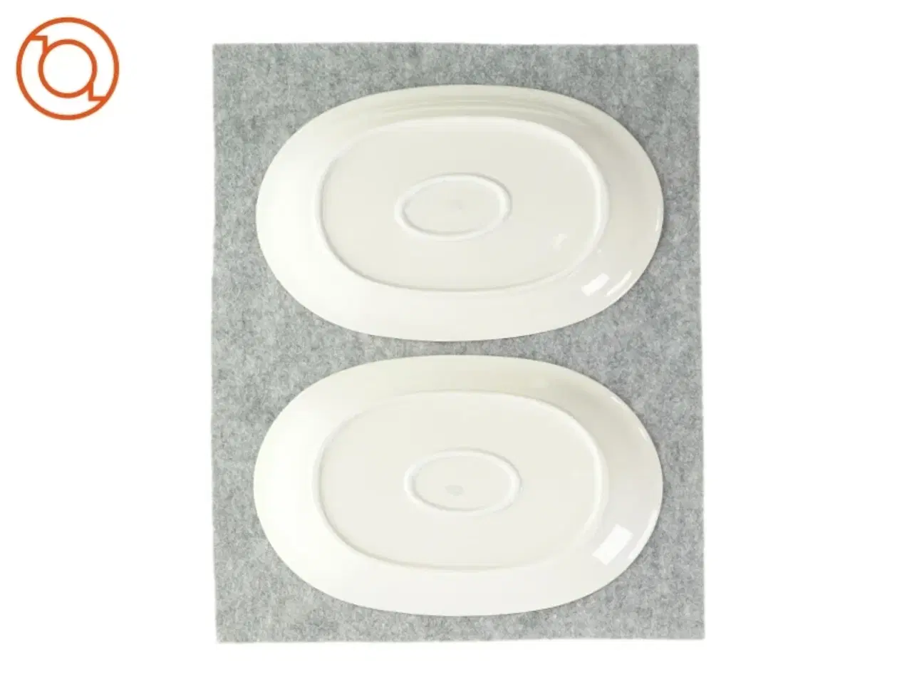 Billede 2 - Fad (2 stk.) fra W.J.S (str. LB:30x18cm)