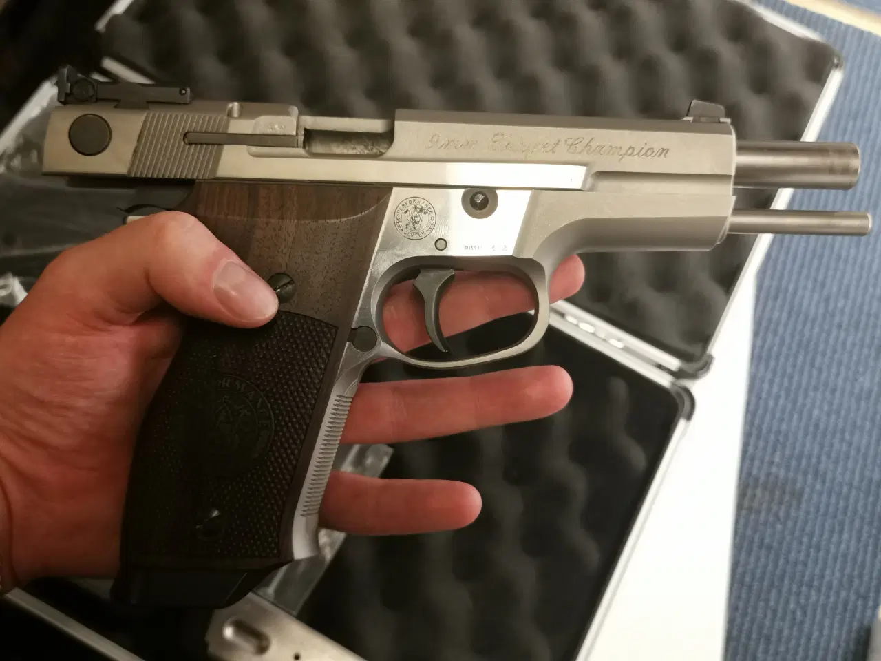 Billede 3 - Smith & Wesson 9mm target champion m 5609 Sælges