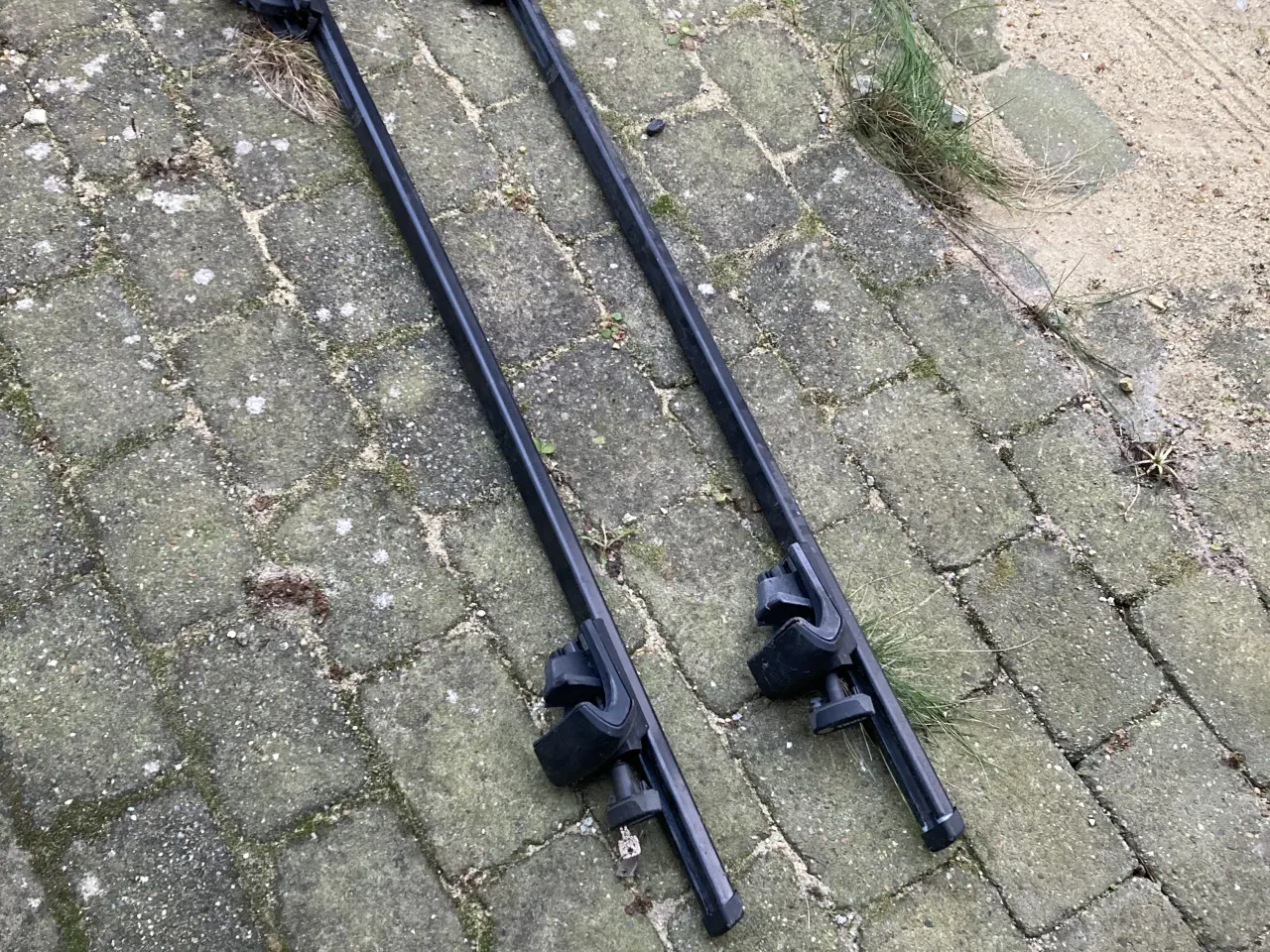 Billede 1 - Thule tagbøjler