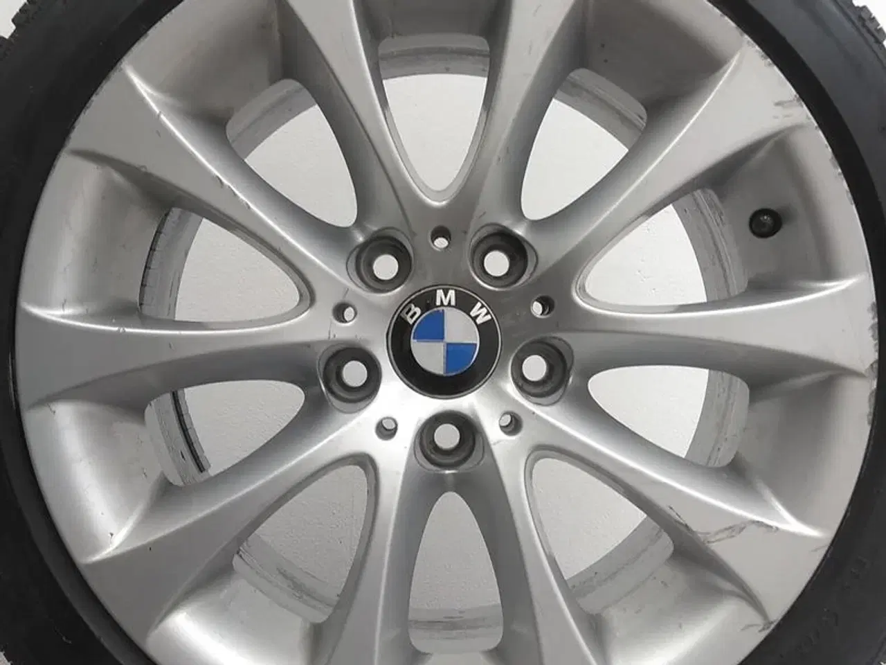 Billede 9 - 17" Org. BMW Alufælge med dæk "V-Spoke 188" A62846