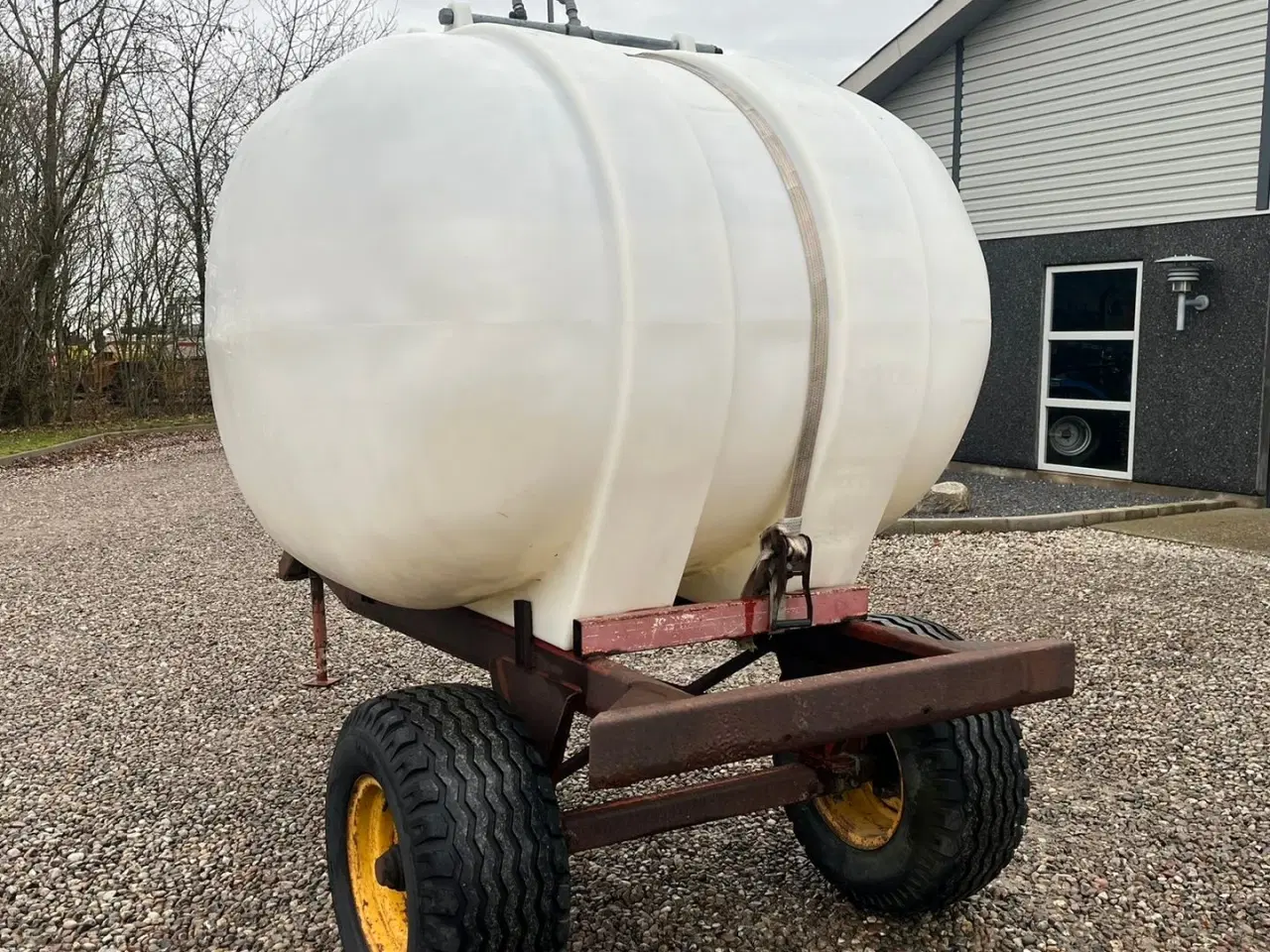 Billede 5 - - - - Vandvogn