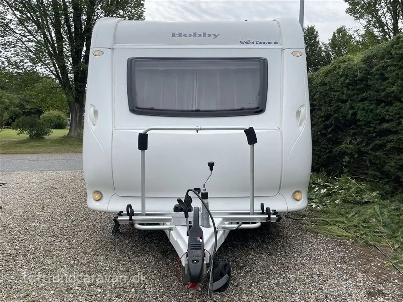 Billede 14 - 2014 - Hobby De Luxe Easy 400 SF   LAV EGENVÆGT KUN 913 KG, PERFEKT TIL EL-BILER, m/MOVER og Isabella fortelt, ALT I UDSTYR medfølger.