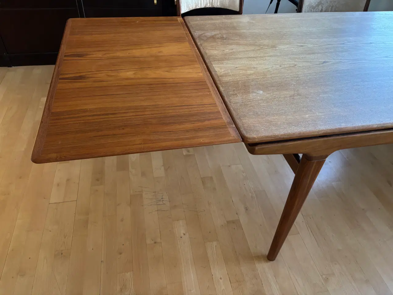 Billede 3 - Spisebord i teaktræ med 8 stole
