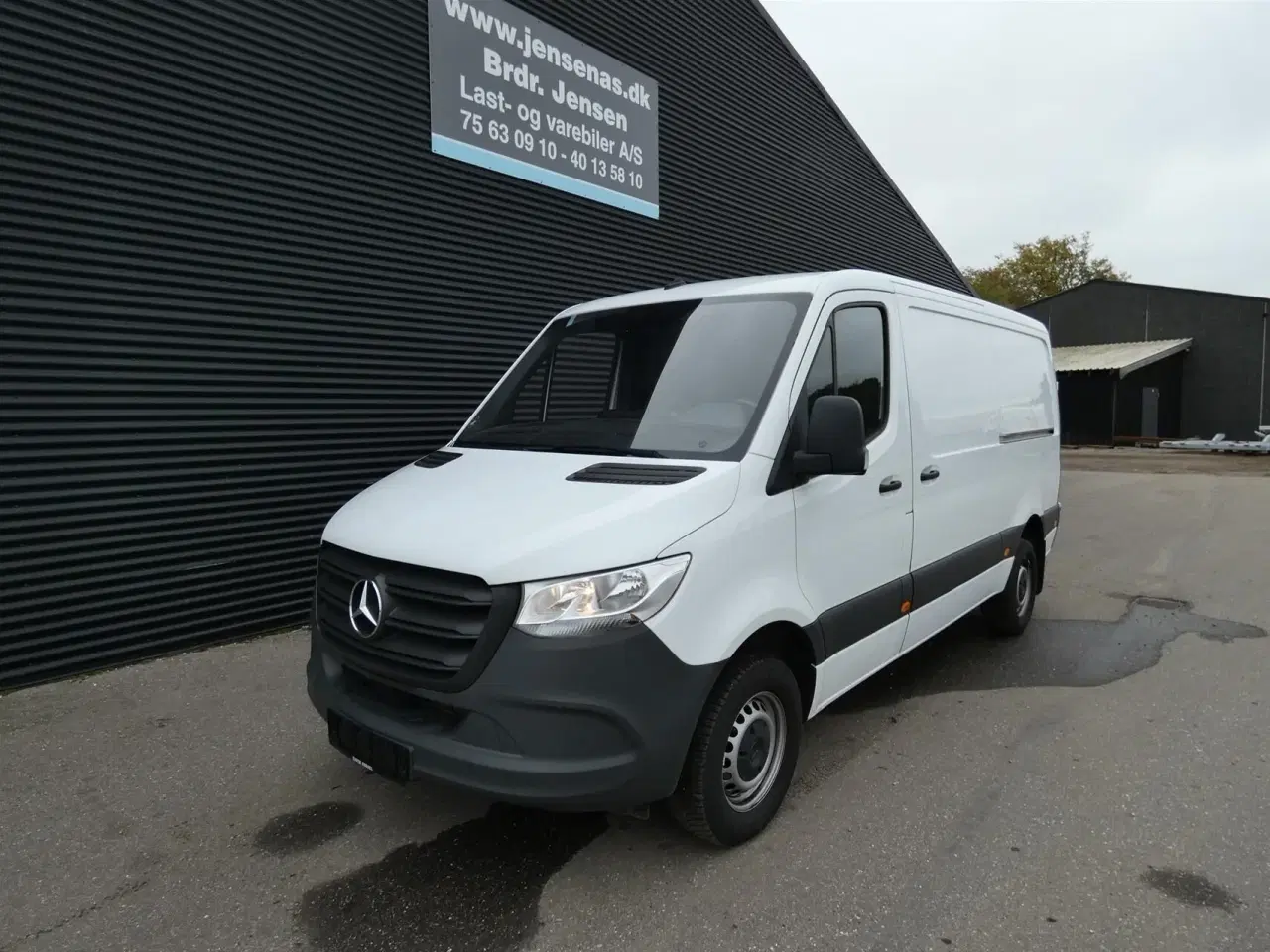 Billede 2 - Mercedes-Benz Sprinter 317 2,0 CDI A2 H2 RWD 9G-Tronic 170HK Van Aut.
