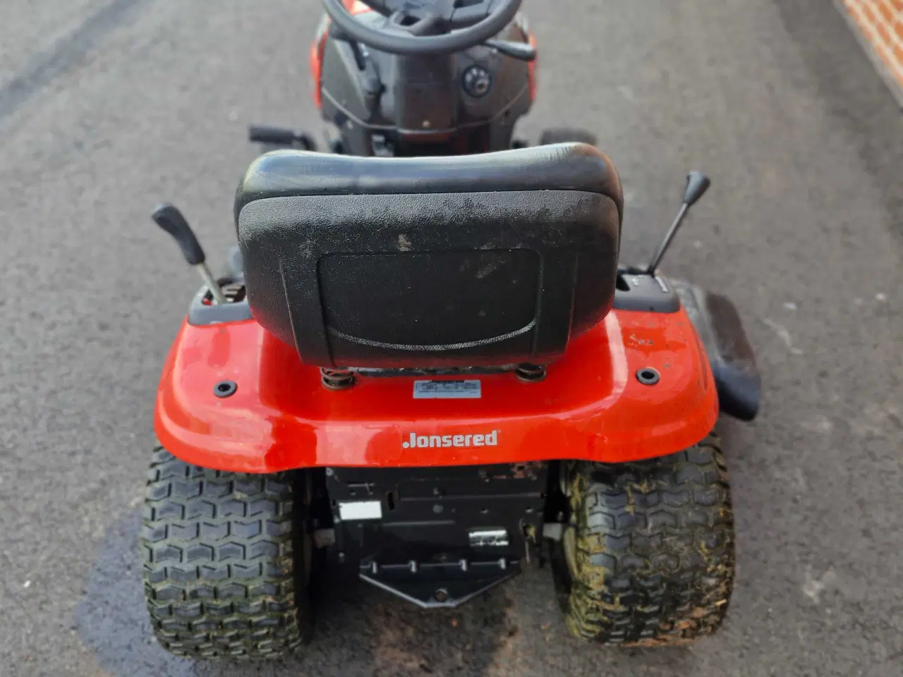 Billede 5 - Jonsered LT2317A Havetraktor (Klargjort) 