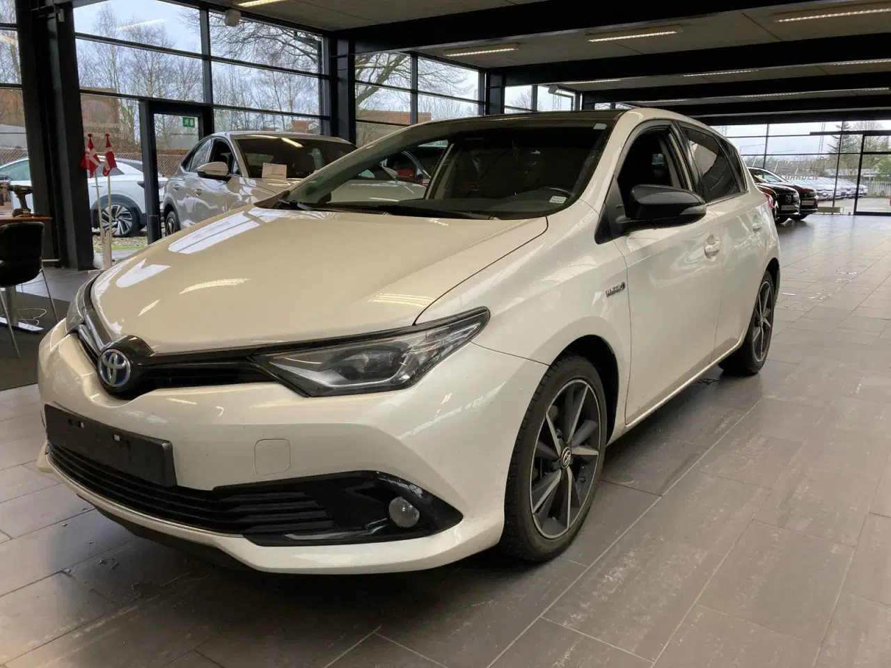 Billede 1 - Toyota Auris 1,8 Hybrid H2 Selected CVT