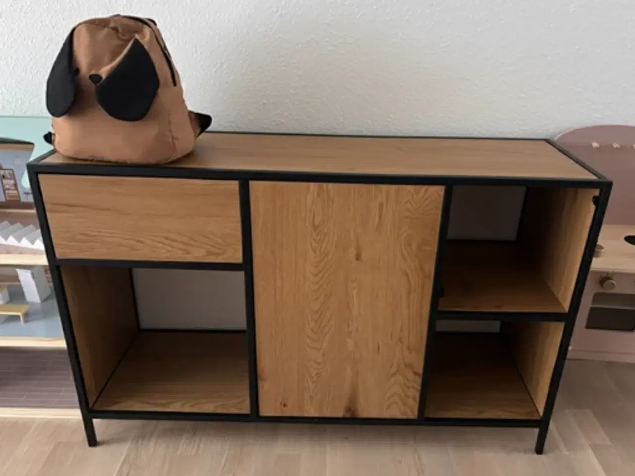 Billede 2 - TRAPPEDAL skænke/kommode