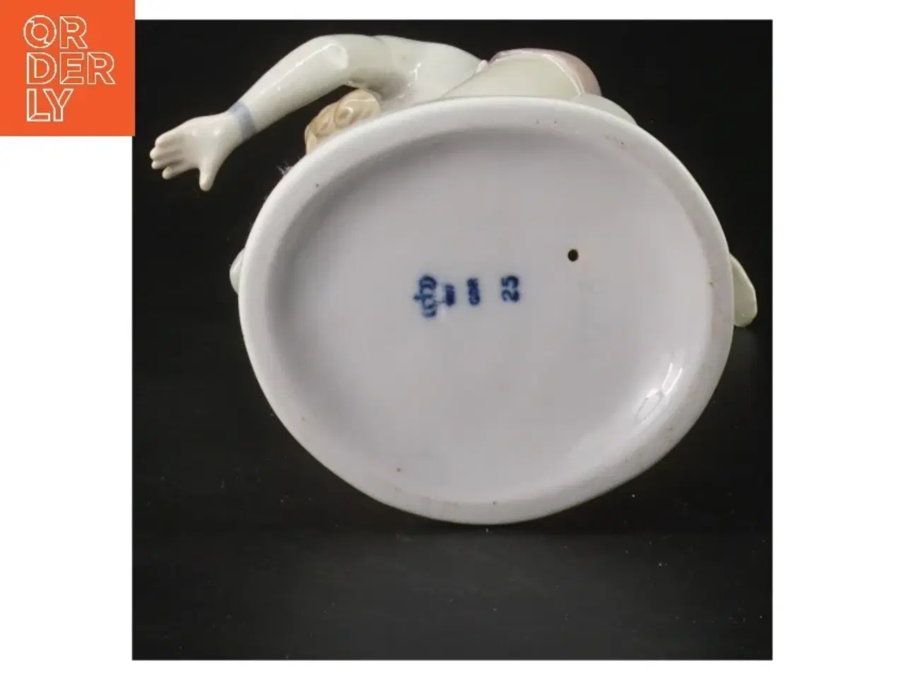 Billede 3 - Porcelænsfigur af fodboldspiller (str. 22 cm)
