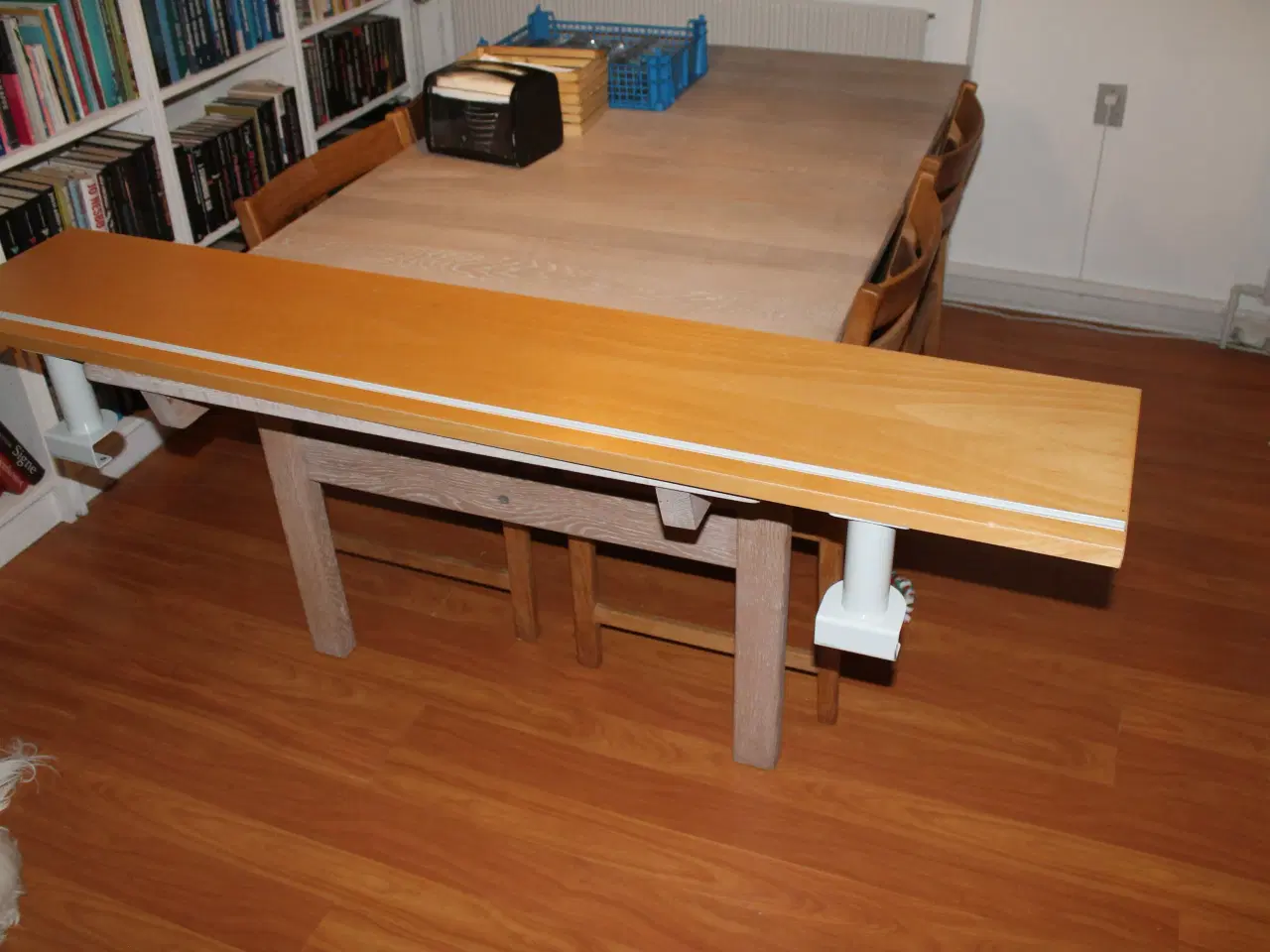 Billede 1 - Bordhylde til skrivebord