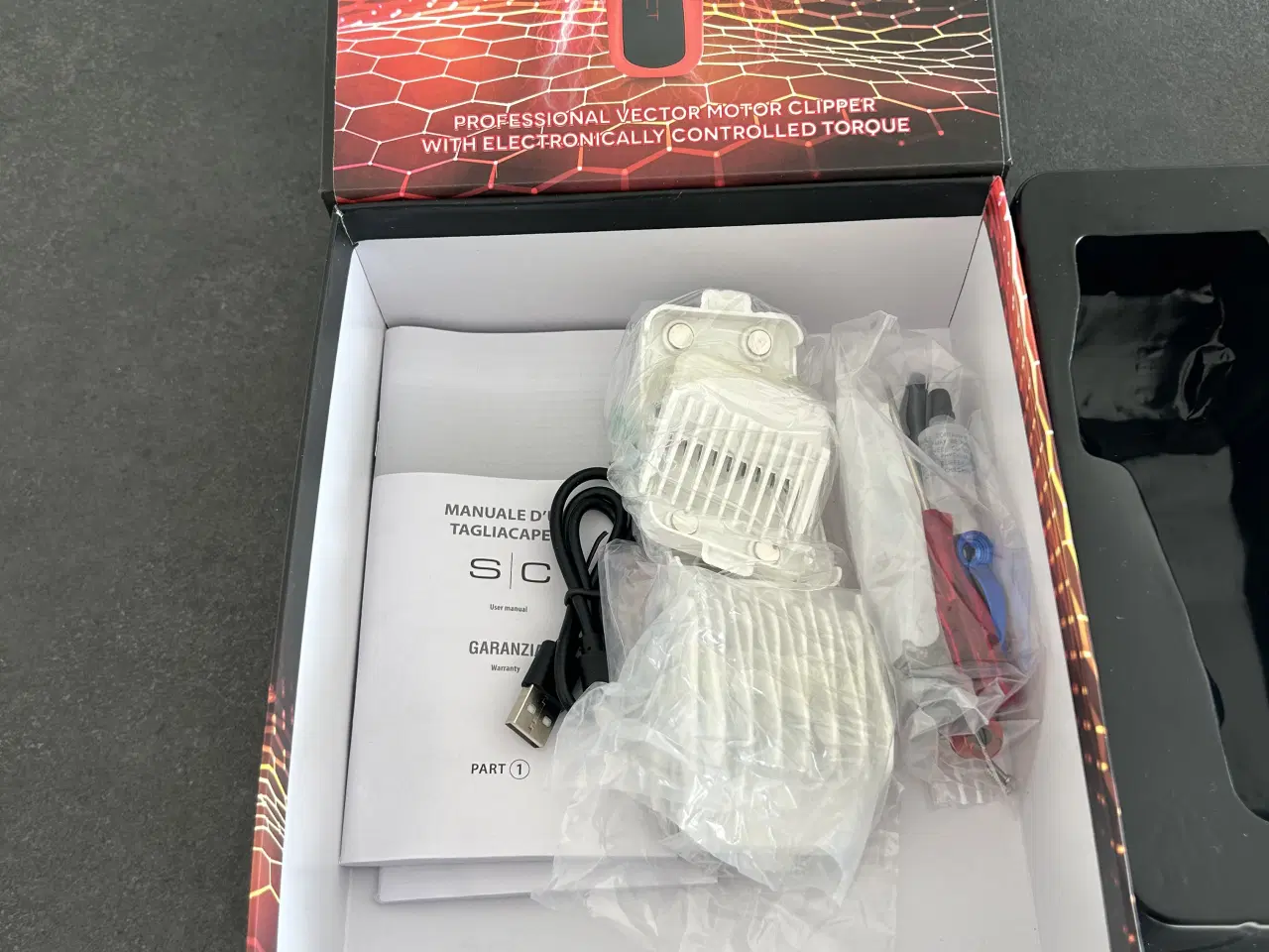 Billede 7 - Hårtrimmer kun brugt 1 gang nypris 1899kr