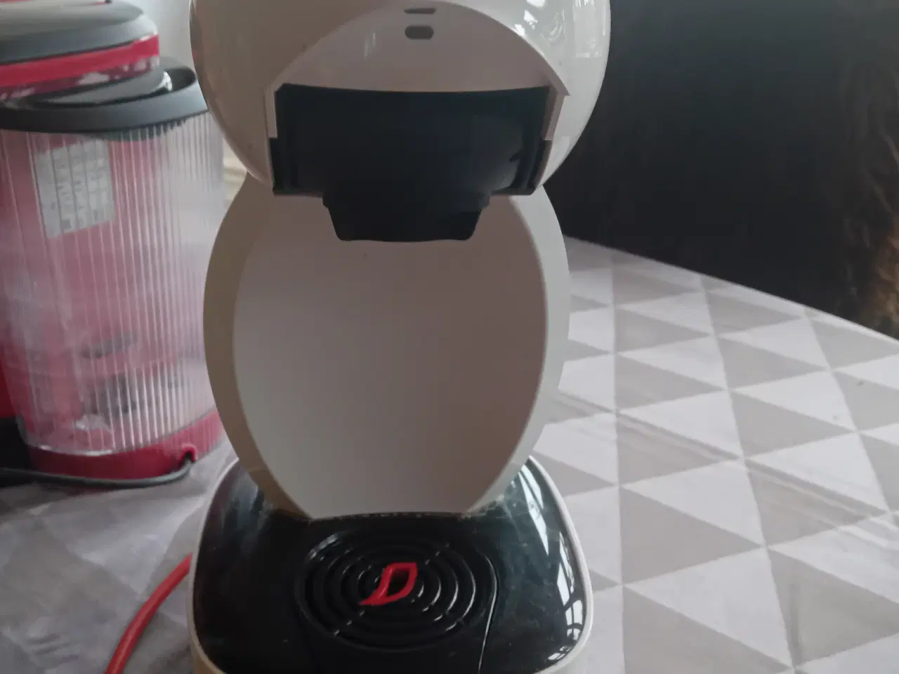 Billede 1 - Dolce Gusto kaffemaskine