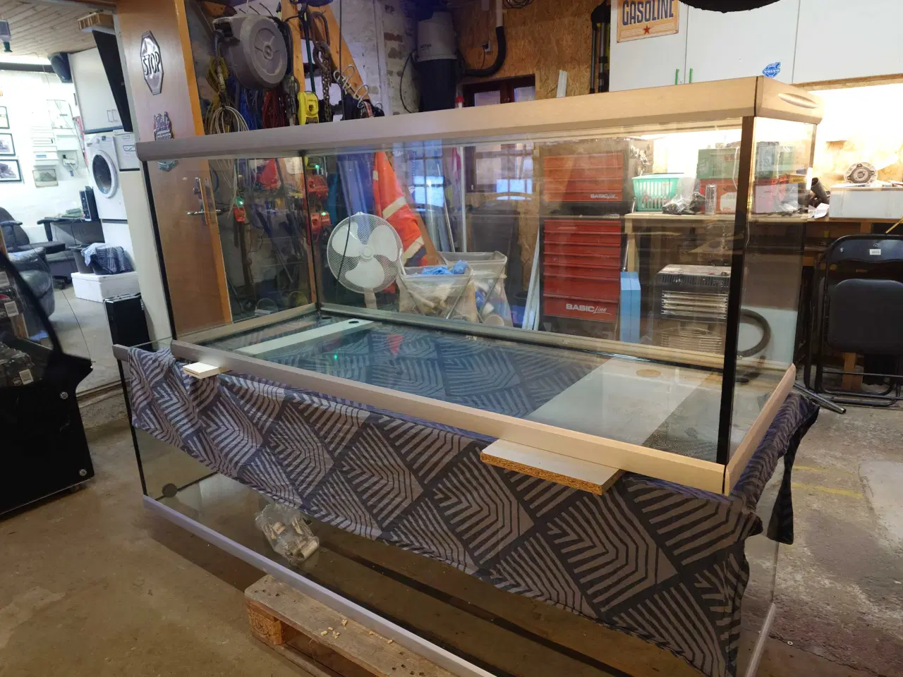 Billede 1 - Akvastabil Move 576 m. sort top