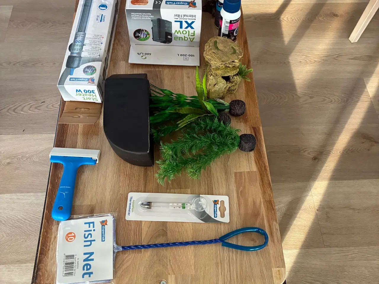 Billede 5 - Akvarie 146L med bord og plade